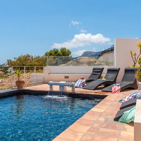 Moderna - Plusholidays * Calpe