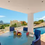 Moderna - Plusholidays Villa