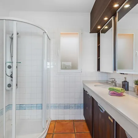 Moderna - Plusholidays Βίλα Ifach